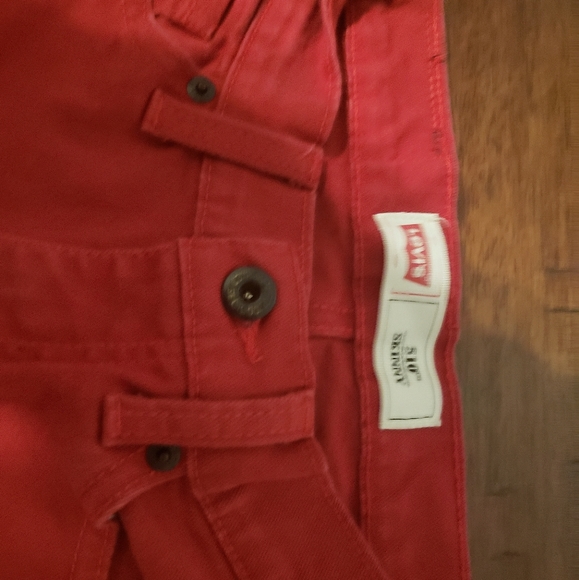 Boys Red 510 Levis - Picture 2 of 4